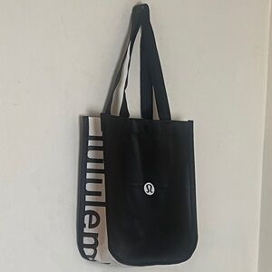 New Lululemon Reusable Black Tote Carryall Grocery Handbag